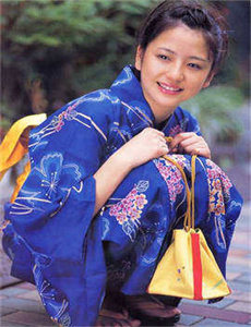 家隆名妆